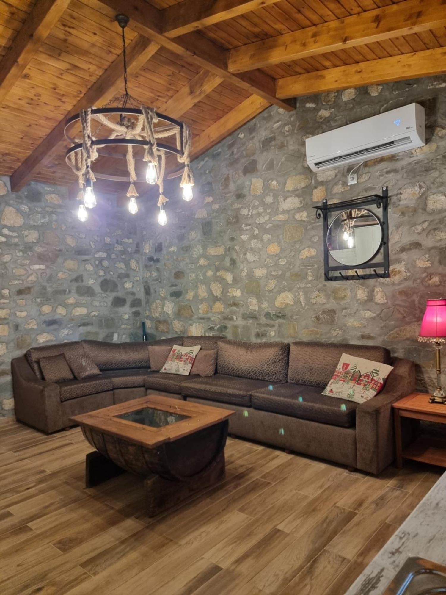 House With Big Garden And Barbeque In Nature Vourgareli Екстер'єр фото
